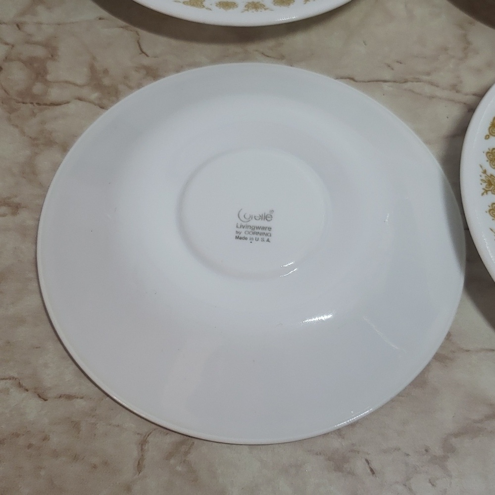 Corelle Vintage White and Gold Floral Dessert Plates Bundle Of 4 - Picture 2 of 2